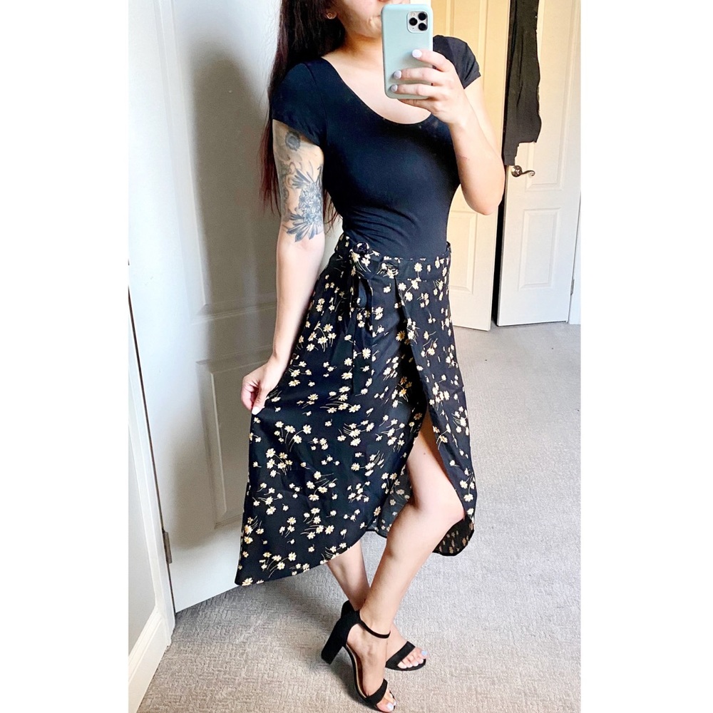American Eagle wrap skirt